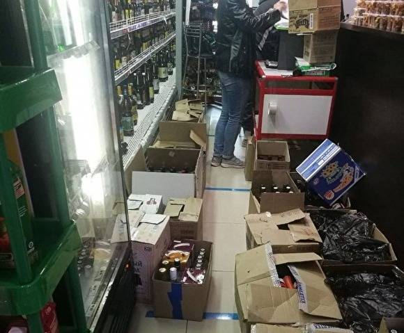 Полиция изъяла в Нягани почти две тонны нелегального алкоголя - znak.com - Россия - Югра - Нягань