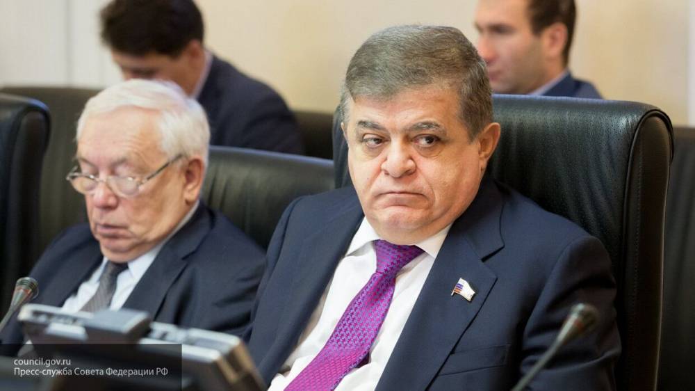 Владимир Джабаров - Джордж Флойд - Сенатор Джабаров уверен: сценарий американских беспорядков в России не повторится - polit.info - Россия - США - шт. Миннесота