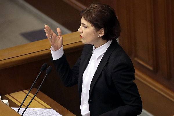 Владимир Зеленский - Ирина Венедиктова - Генпрокурор Украины пожаловалась на маленькую зарплату - trud.ru - Украина