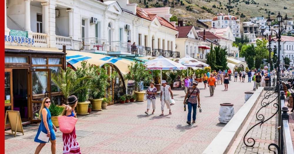 Зарина Догузова - В Ростуризме назвали дату старта в России полноценного курортного сезона - profile.ru - Россия