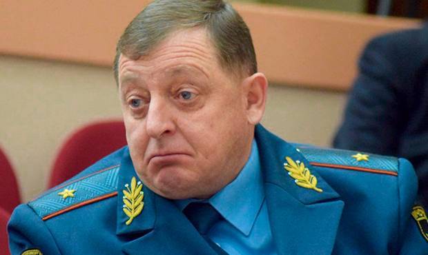 Бывший глава ГУ МЧС по Саратовской области признал свою вину в злоупотреблениях, а суд его оправдал - og.ru - Саратовская обл. - Саратов