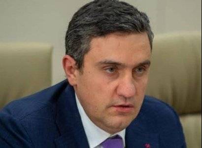 Артур Казинян - «Единая Армения»: Власть с его преступной самоуверенностью и примитивностью уже нанесла удар в спину Армении - news.am - Армения