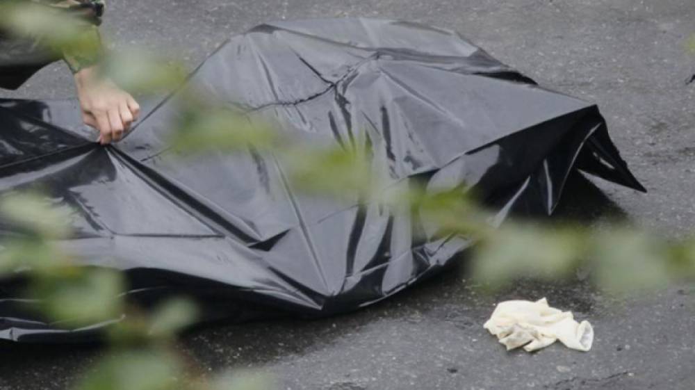 Во дворе дома в Воронеже нашли мёртвого мужчину - vestivrn.ru - Воронеж
