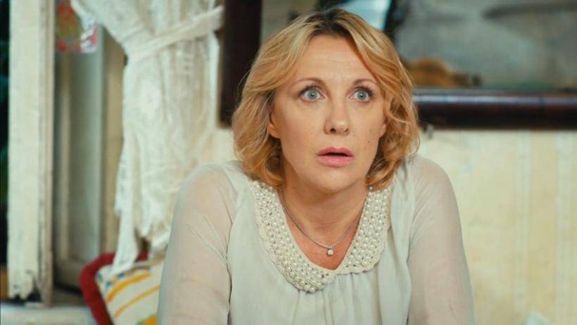 Михаил Ефремов - Елена Яковлева - Елена Яковлева поддержала Михаила Ефремова и раскритиковала тех, кто бросил его в машине после аварии - actualnews.org - Москва