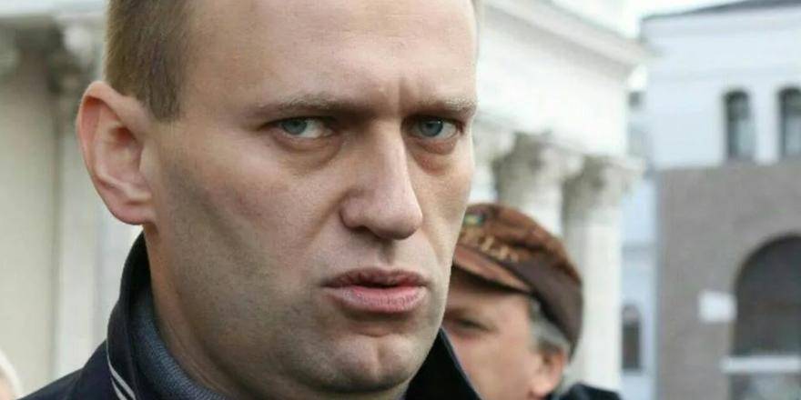 Алексей Навальный - Игнат Артеменко - Игорь Колесников - Ветерану Великой Отечественной войны стало плохо из-за оскорблений Навального - ruposters.ru - Россия