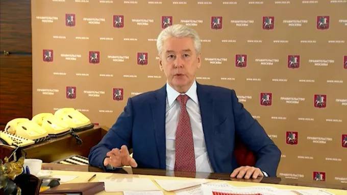Сергей Собянин - Анастасия Ракова - Московские МФЦ продолжат работать по предварительной записи - piter.tv - Москва - Крым