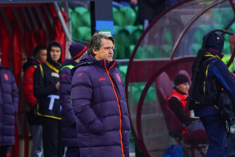 Вадим Евсеев - Дмитрий Сенников - Дмитрий Сенников: Евсеев как-то поспорил, что полетит в лыжных ботинках - news102.ru - Уфа - Испания