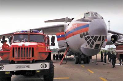 В МЧС РФ заявили, что их самолеты не участвуют в тушении пожаров в Анталье - aif.ru - Россия - Турция - Анталья