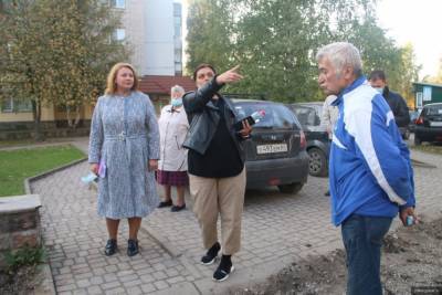 Денис Иванов - Елена Полонская - В Пскове вдоль улицы Алтаева ремонтируют муниципальный проезд - mk-pskov.ru - Псков