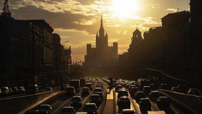 На дорогах Москвы образовались пробки в девять баллов - gazeta.ru - Москва - район Кунцево