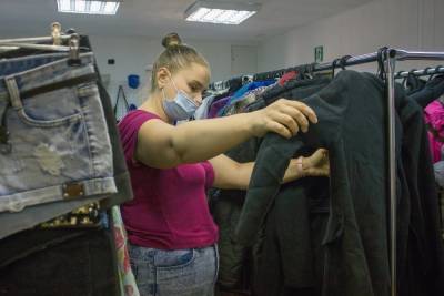 «Центр гуманитарной помощи» призывает костромичей поделиться излишками одежды с нуждающимися - kostroma.mk.ru - Кострома