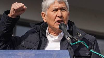 Алмазбек Атамбаев - В Киргизии задержали экс-президента Атамбаева - iz.ru - Израиль - Киргизия - Бишкек