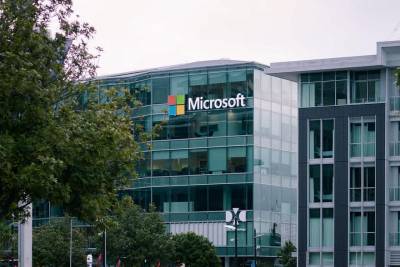 Microsoft разрешит сотрудникам постоянно работать удаленно - Cursorinfo: главные новости Израиля - cursorinfo.co.il - США - Израиль - Microsoft