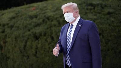 Дональд Трамп - Шон Конли - Врач заявил о незаразности переболевшего коронавирусной инфекцией Трампа - iz.ru - США