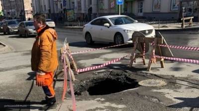 Константин Салаев - Машина директора тепловых сетей ушла под землю в Новоалтайске - nation-news.ru - Барнаул - Новоалтайск