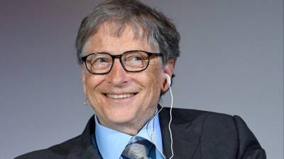 Вильям Гейтс - Билл Гейтс рассказал, как остановить пандемию коронавируса - 5-tv.ru