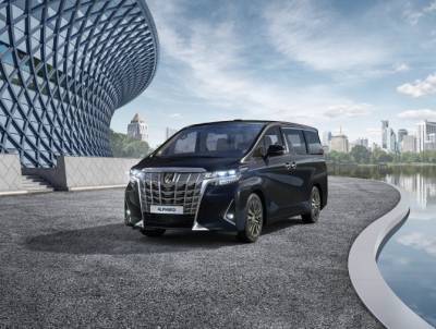 Обновленный Toyota Alphard поступил в массовую продажу - autostat.ru - Россия