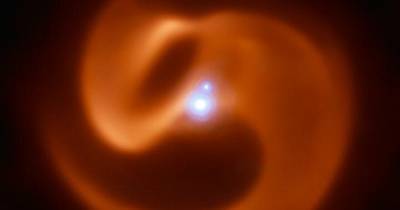 Найдена редчайшая звездная система с необычным пылевым диском - popmech.ru
