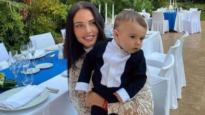 Анастасия Решетова - Рэпер Тимати - Решетова показала сына Тимати на следующий день после рождения — милое видео - 5-tv.ru