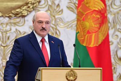 Александр Лукашенко - Жозеп Боррель - В ЕС объяснили возможное введение персональных санкций против Лукашенко - lenta.ru - Белоруссия