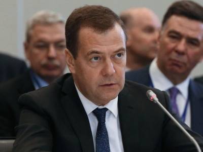 Владимир Путин - Дмитрий Медведев - Медведев возвращается в игру: политолог указал на неожиданные изменения в российской политике - sobesednik.ru - Россия