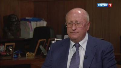 Александр Гинцбург - COVID-19 стал еще коварнее: Гинцбург предупредил о новых опасных свойствах - vesti.ru
