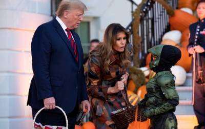 Дональд Трамп - Меланья Трамп - В Белом доме готовятся к Хэллоуину - СМИ - korrespondent.net - США
