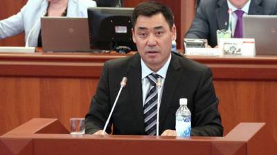 Сооронбай Жээнбеков - Садыр Жапаров - Президент Киргизии призвал парламент утвердить Жапарова премьер-министром - riafan.ru - Киргизия - Бишкек