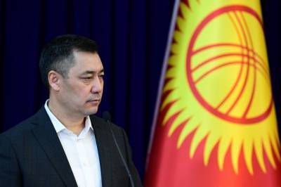 Сооронбай Жээнбеков - Садыр Жапаров - Парламент Киргизии утвердил структуру правительства во главе с Жапаровым - aif.ru - Киргизия