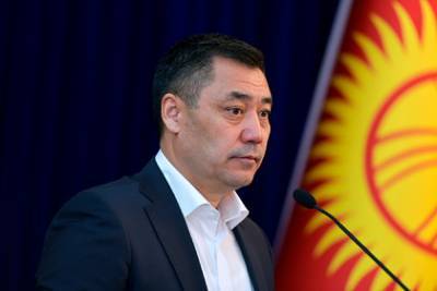 Сооронбая Жээнбеков - Садыр Жапаров - Новый премьер Киргизии потребовал отставки президента - lenta.ru - Киргизия