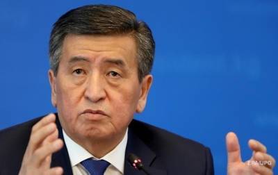 Сооронбай Жээнбеков - Президент Кыргызстана объявил об отставке - korrespondent.net - Киргизия