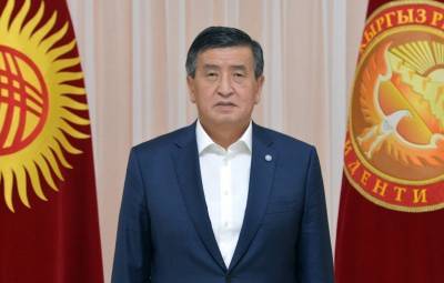 Сооронбай Жээнбеков - Президент Киргизии после массовых протестов граждан ушел в отставку - znak.com - Киргизия - Бишкек
