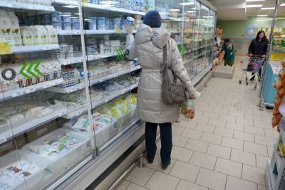 Из-за ковида, падения рубля и неурожая. На Урале выросли цены на продукты и лекарства - znak.com - Россия - Свердловская обл. - Уральск