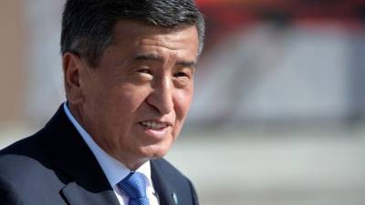 Сооронбай Жээнбеков - Попытка номер пять. Президент Киргизии Жээнбеков ушел в отставку - polit.info - Киргизия