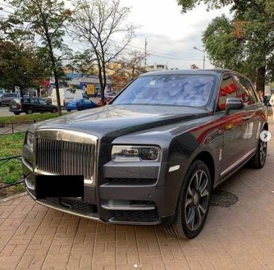 В Киеве заметили люксовый кроссовер Rolls-Royce - enovosty.com - Киев
