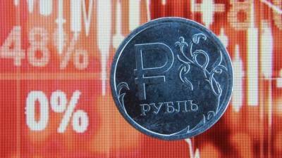 Денис Мантуров - Глава Минпромторга нашел плюсы в падении рубля к доллару - 5-tv.ru - Россия