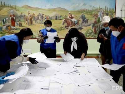 В ЦИК Кыргызстана назвали вероятную дату президентских выборов - gordonua.com - Киргизия - Бишкек - Парламент