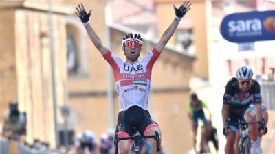 Ильнур Закарин - Улисси оказался победителем очередного этапа "Джиро д'Италия" - vesti.ru - Италия - Эмираты - Бахрейн