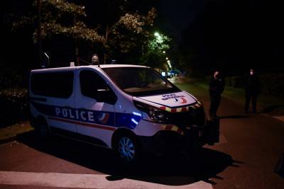 Во Франции - Во Франции по делу об убийстве учителя задержали четверых человек - znak.com - Москва - Франция - Конфлан-Сент-Онорин