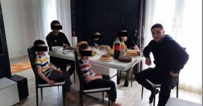 Абдулах Анзоров - В Сети появились фотографии обезглавившего профессора исламиста - ren.tv - Франция - Париж