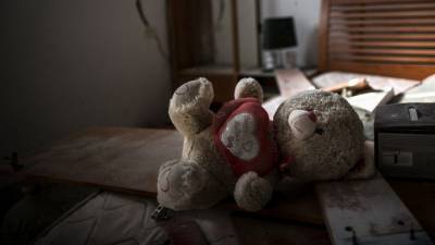 Медики рассказали о состоянии девочек, выброшенных матерью из окна в Саратове - 5-tv.ru - Саратов