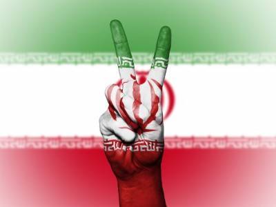 Амир Хатами - Иран планирует после снятия оружейного эмбарго заняться экспортом вооружения - rosbalt.ru - США - Иран - Тегеран