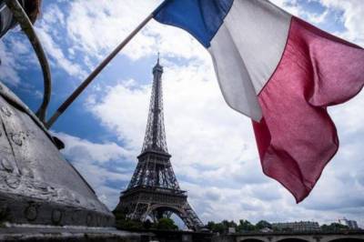 После обезглавливания учителя из Франции хотят выслать более 230 подозреваемых в религиозном экстремизме, - СМИ - vkcyprus.com - Франция