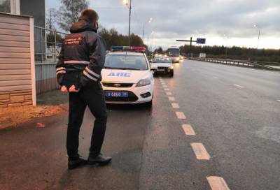 Штрафы до 30 тысяч: в такси и автобусах Кировского района ЛО проверяют масочный режим - online47.ru - Ленинградская обл. - р-н Кировский