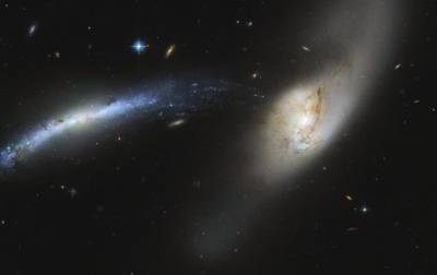 Ученые показали столкновение двух галактик - korrespondent.net