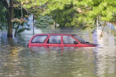 Появились кадры потопов в различных мировых столицах - agrimpasa.com