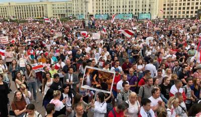 Белорусская милиция рассылает гражданам смс-уведомления о нарушении ими порядка проведения митингов - og.ru - Белоруссия - Минск