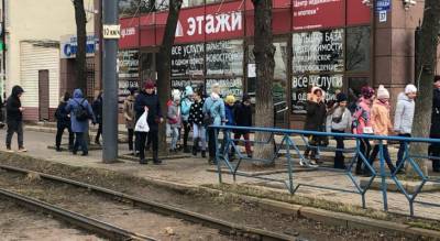 В школе Ярославля на дистант ушли сразу 7 классов: сколько школьников болеет - progorod76.ru - Ярославская обл. - Ярославль