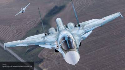NI: полет Су-34 в нижнюю стратосферу стал важным достижением для самолета - newinform.com - Россия - США