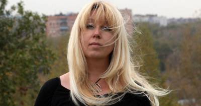 Славина Ирина - Журналистка покончила с собой у здания полиции после обысков - ren.tv - Россия - Нижний Новгород